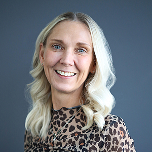 Vivian Spiegel Vivian Spiegel