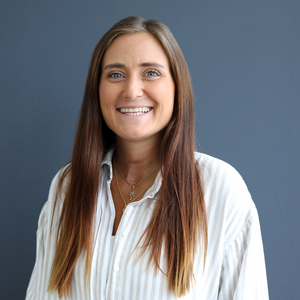 Anna Gratias Anna Gratias